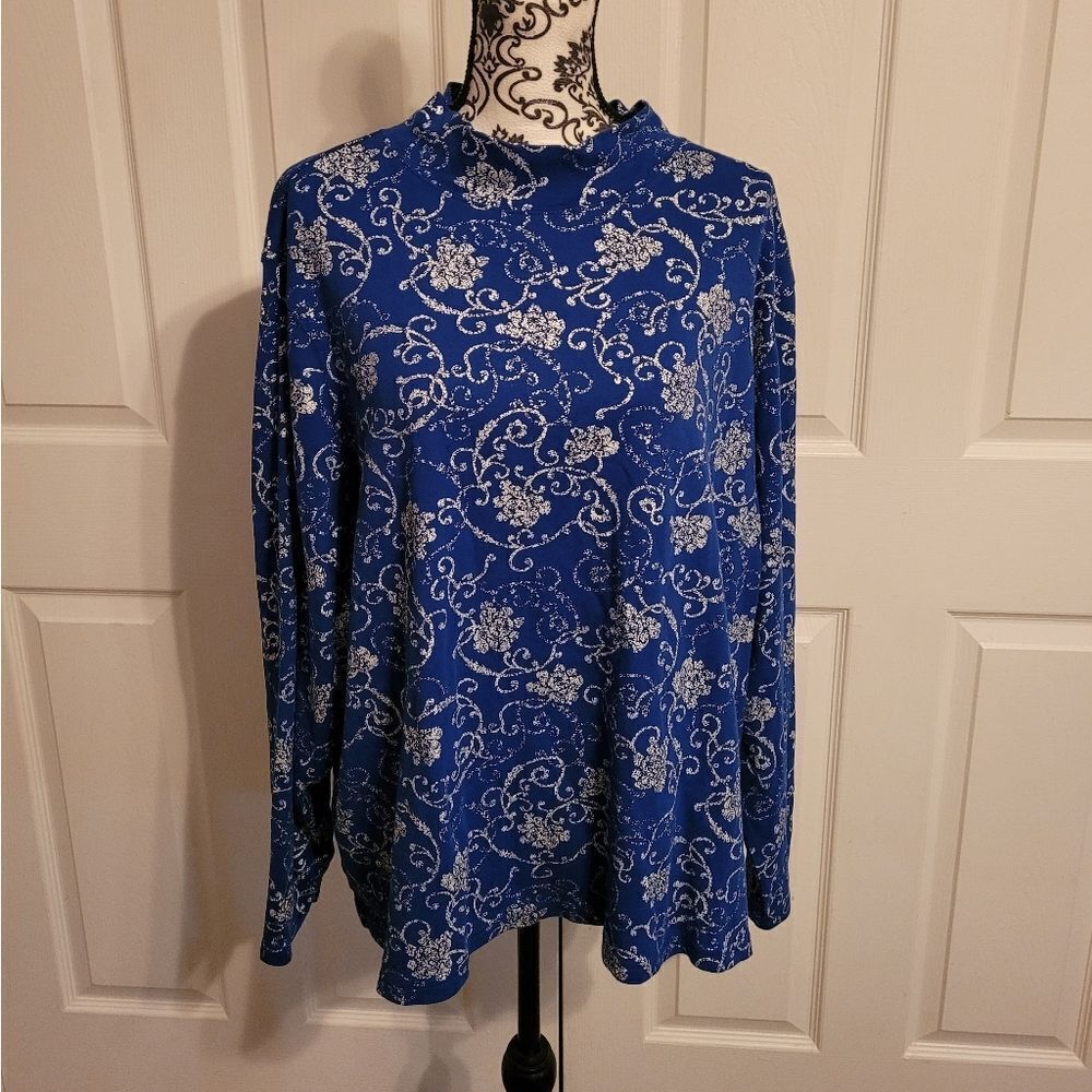 Studio works woman long sleeve shirt